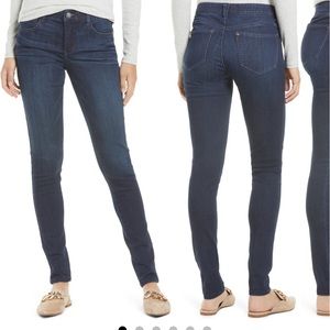 WIT AND WISDOM SKINNY ANKLE JEANS